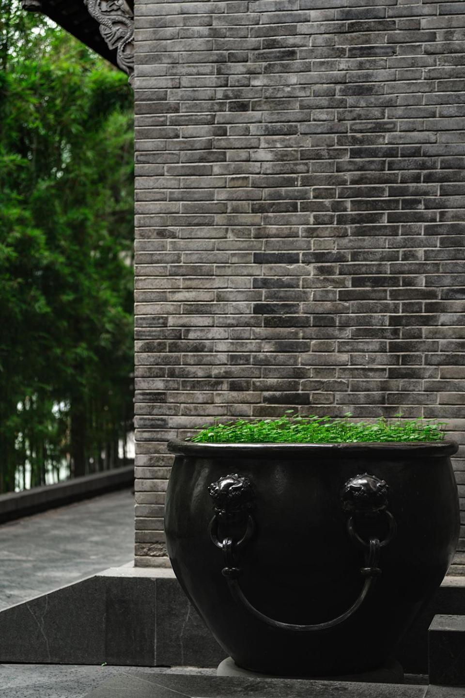 Guanyin Yiyuntai Hotel Chengdu Buitenkant foto