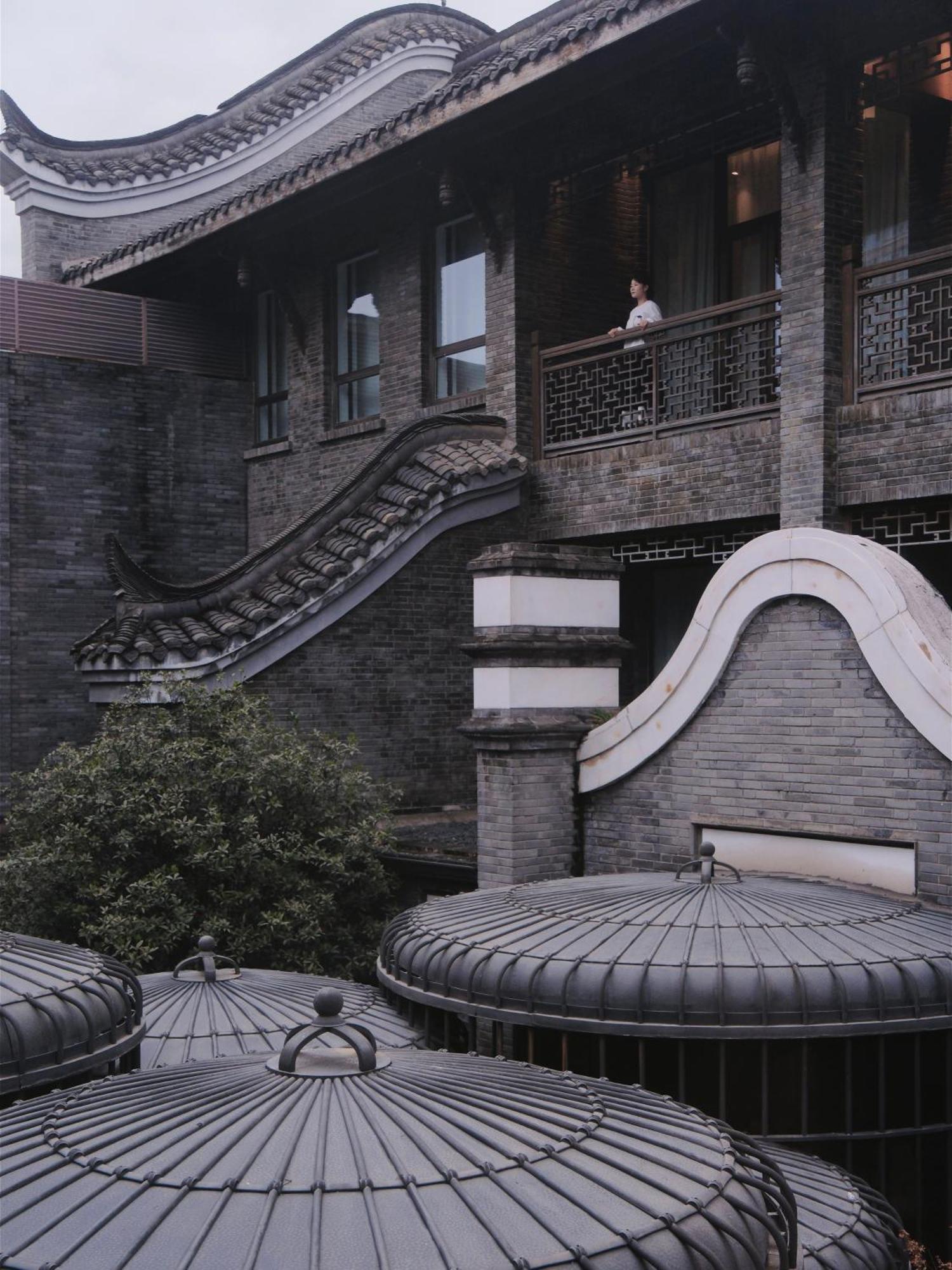 Guanyin Yiyuntai Hotel Chengdu Buitenkant foto