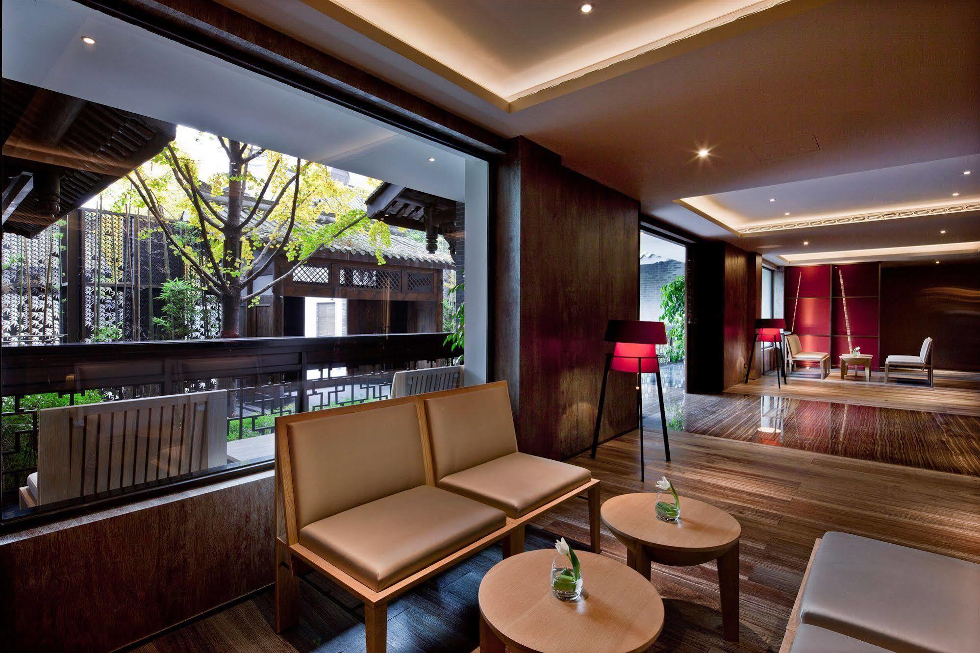 Guanyin Yiyuntai Hotel Chengdu Buitenkant foto