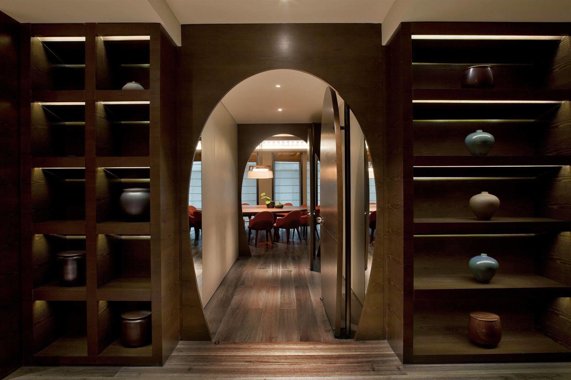 Guanyin Yiyuntai Hotel Chengdu Buitenkant foto